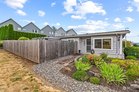 17401 SE 39th St #57, Vancouver, WA 98683