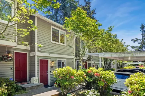 7029 210th St SW #C, Lynnwood, WA 98036