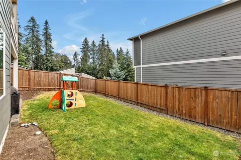 Exterior - 18103 Baldwin Rd, Bothell, WA 98012 photo 4 of 5