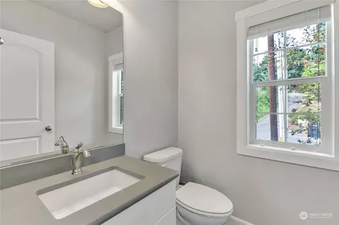 Bath - 18103 Baldwin Rd, Bothell, WA 98012 photo 3 of 4
