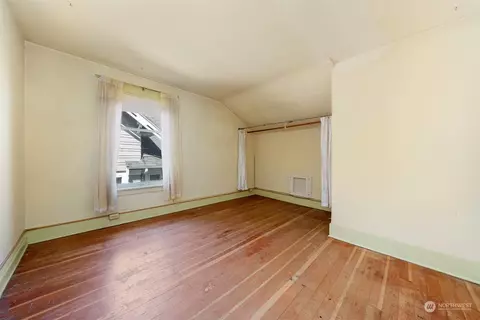 Bedroom - 817 N 60th St, Seattle, WA 98103 photo 2 of 4