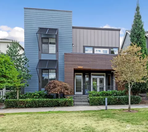 924 Pine Crest Cir NE, Issaquah, WA 98029