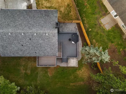 Exterior - 3006 164th Pl SE, Bothell, WA 98012 photo 12 of 13