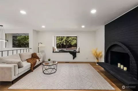 Living - 3006 164th Pl SE, Bothell, WA 98012 photo 1 of 2