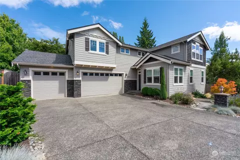 5502 NE 194th Pl SE, Kenmore, WA 98028