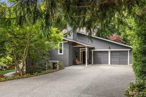 4332 NE Rhodes End, Bainbridge Island, WA 98110