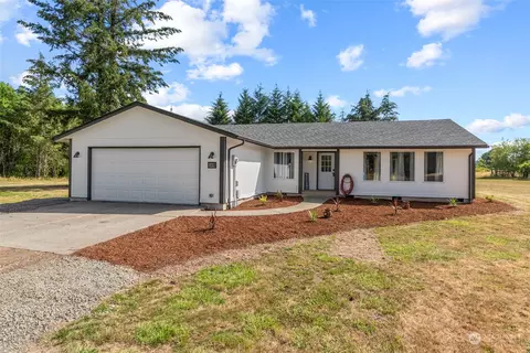 181 Twin Peaks Dr, Toledo, WA 98591