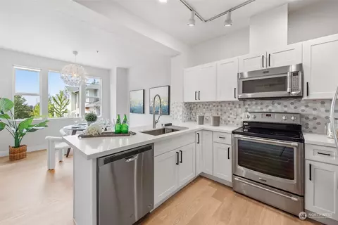 2680 139th Ave SE #83, Bellevue, WA 98005