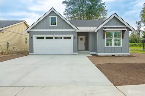 921 Crimson Ct, Nooksack, WA 98276