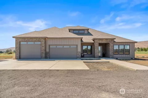 860 Waterbrook Ln, Ellensburg, WA 98926