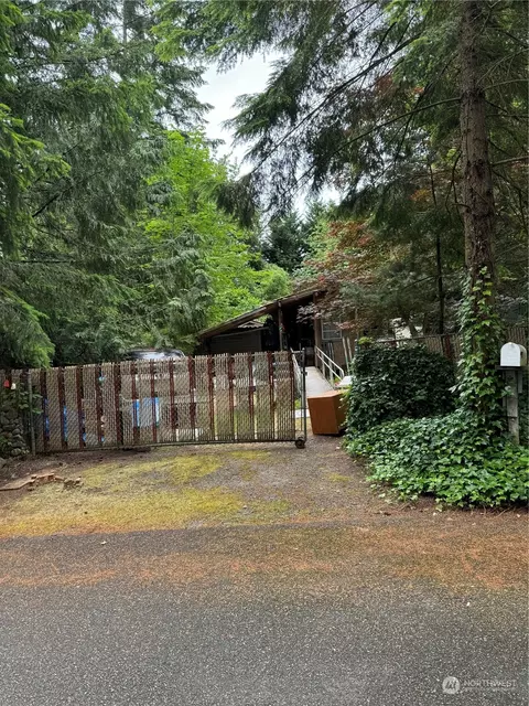 22223 SE 275th Pl, Maple Valley, WA 98038