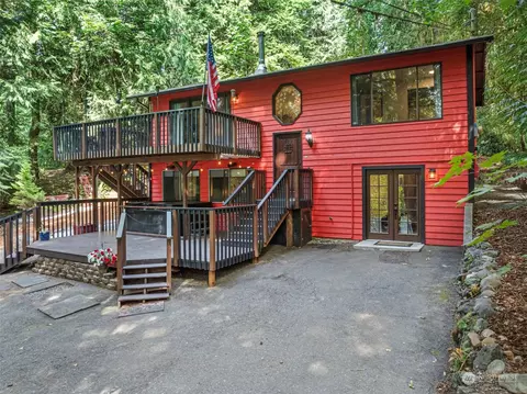 17910 E State Route 106, Belfair, WA 98528