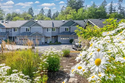 1830 Rosewood Ln, Bellingham, WA 98225