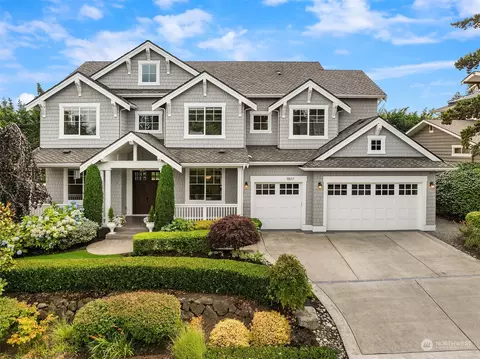 9831 NE 16th St, Bellevue, WA 98004