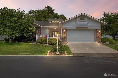 233 Willow Ct, Pasco, WA 99301