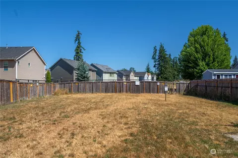 Exterior - 20228 47th Ave E, Spanaway, WA 98387 photo 11 of 12