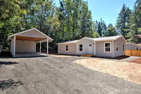 540 E Lakeshore Dr E, Shelton, WA 98584