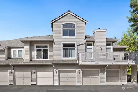 440 S 51st Ct #C302, Renton, WA 98055