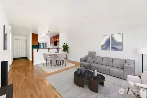 130 105th Ave SE #214, Bellevue, WA 98004