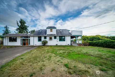 9826 26th Ave SW, Seattle, WA 98106