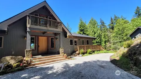 1155 Chuckanut Ridge Dr, Bow, WA 98232