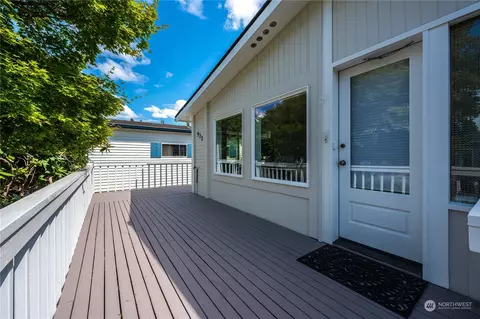 922 243rd St SW, Bothell, WA 98021 photo 16