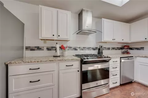 922 243rd St SW, Bothell, WA 98021 photo 14