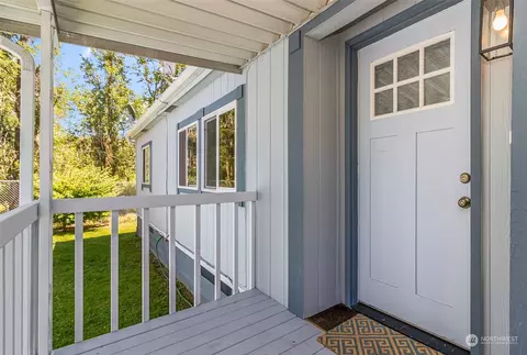 415 Lakeview Rd #K5, Lynnwood, WA 98087