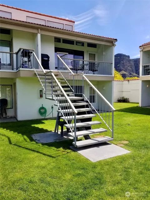 8903 Crescent Bar Rd NW #116, Quincy, WA 98848