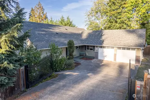 4220 15th Ave NE, Olympia, WA 98516