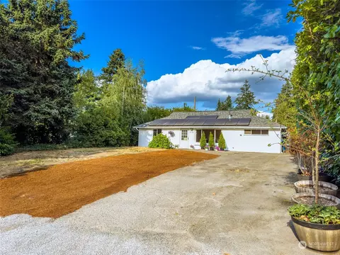 18072 8th Ave NE, Shoreline, WA 98155