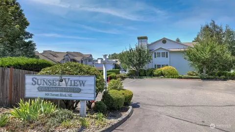 901 Sunset Blvd NE #A101, Renton, WA 98056