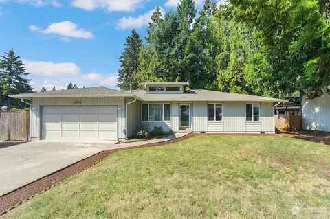 15704 90th Ave Ct E, Puyallup, WA 98375