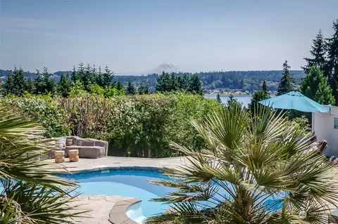 13422 83rd Ave NW, Gig Harbor, WA 98329