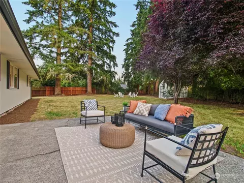Exterior - 3714 108th Pl SE, Everett, WA 98208 photo 1 of 5