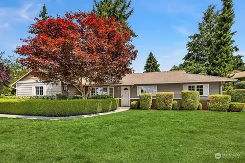 12406 NE 28th St, Bellevue, WA 98005