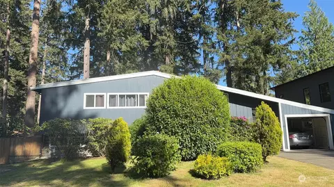 1814 152nd Ave SE, Bellevue, WA 98007