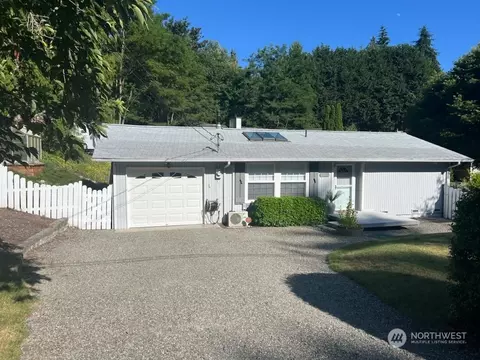 22000 Apollo Dr NE, Poulsbo, WA 98370