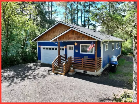 919 Discovery Ave SE, Ocean Shores, WA 98569