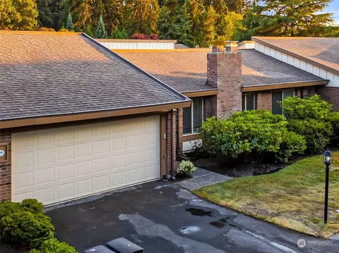 16146 NE 15th St, Bellevue, WA 98008