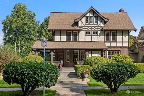 Exterior - 958 16th Ave E, Seattle, WA 98112 photo 6 of 6