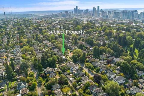 View/Area - 958 16th Ave E, Seattle, WA 98112 photo 2 of 6