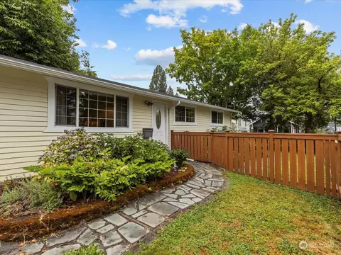 2115 SW Andover St, Seattle, WA 98106