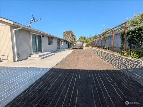 403 Norman St, Sequim, WA 98382 photo 8