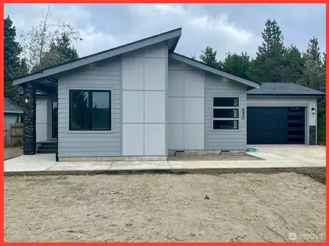450 Seashore St, Ocean Shores, WA 98569