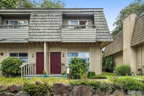 4218 156th St SW #7D, Lynnwood, WA 98087
