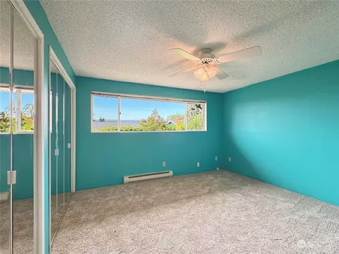 Bedroom - 302 W Eunice St, Sequim, WA 98382 photo 1 of 6