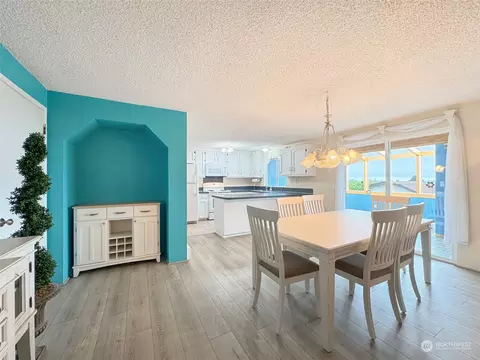 Dining - 302 W Eunice St, Sequim, WA 98382 photo 1 of 3