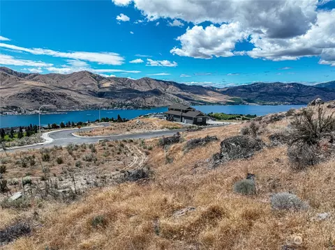 846 Long Dr, Chelan, WA 98816
