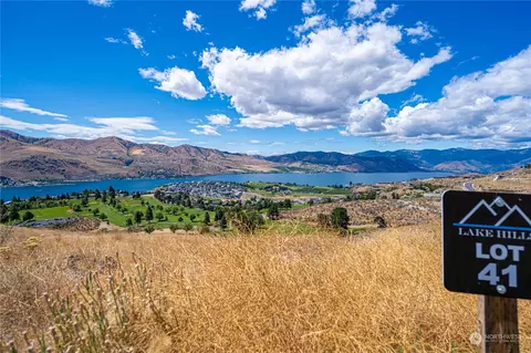 869 Long Dr, Chelan, WA 98816
